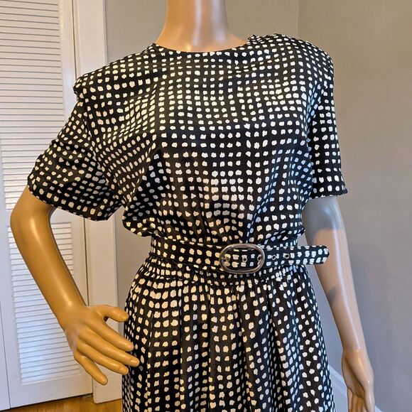 Vintage 80s Leslie Fay Polka Dot Midi Dress, Belted Black, Corpcore Office 14 - Picture 4 of 12